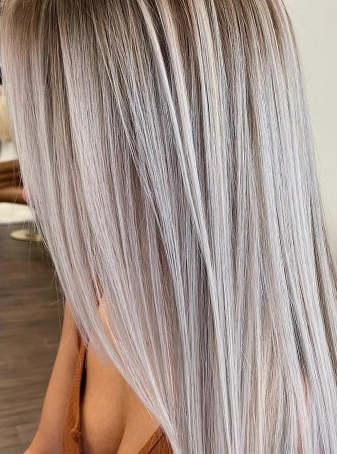 Ash blonde highlights with silver tones – NED.K HAIR