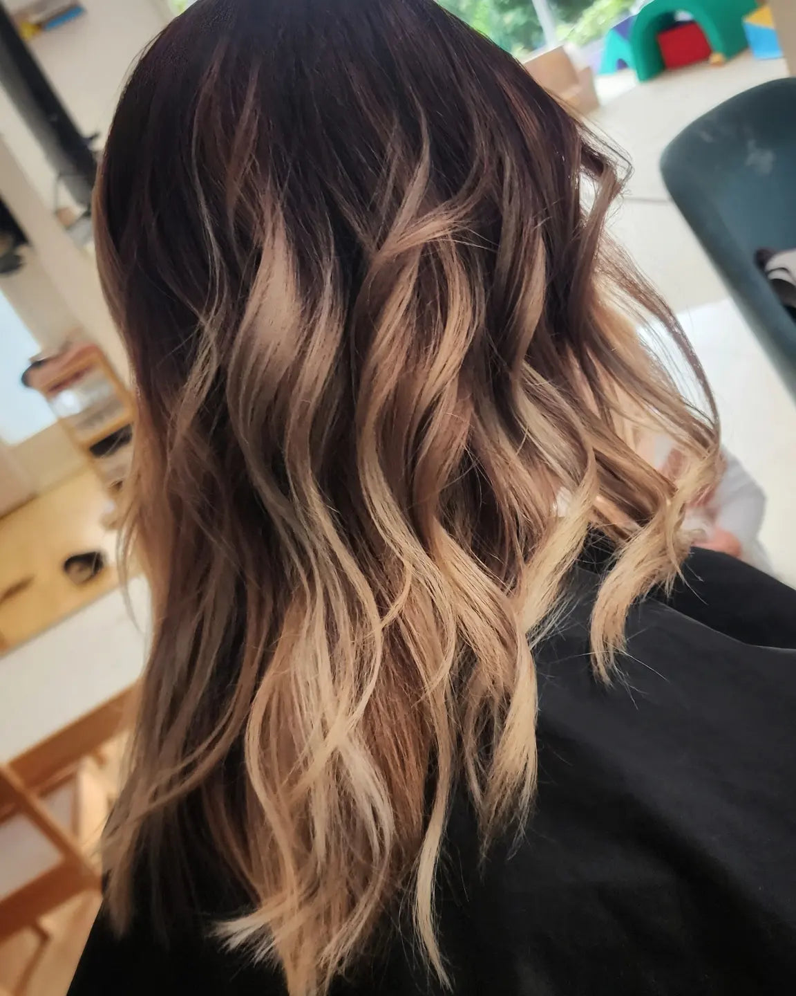 Brunette to caramel balayage curls – Central Coast mobile hairdresser